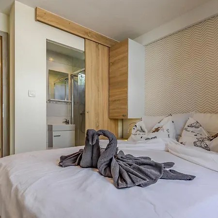Mobile Superior-9 By Interhome *