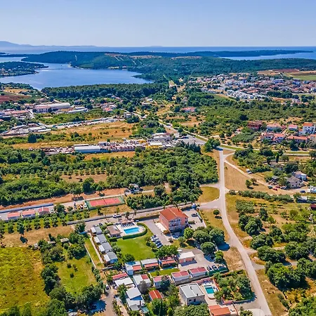 Holiday Home Superior-9 *