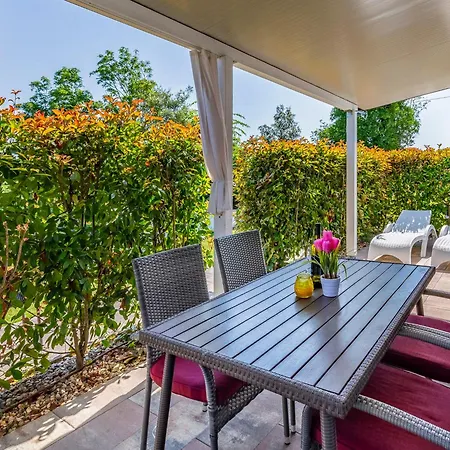 Holiday Home Superior-9 * Pula