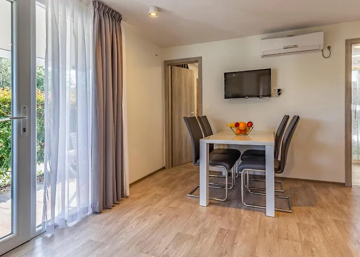 Hébergement de vacances Mobile Superior-9 By Interhome Pula